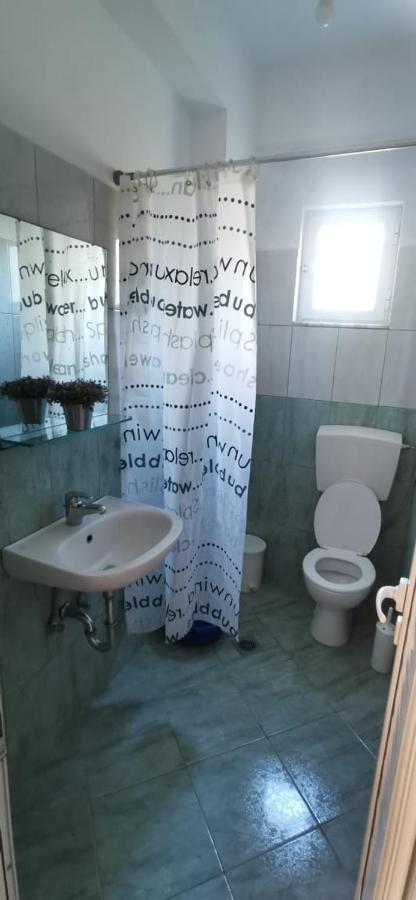 Villa Olivia Grove Himare Ngoại thất bức ảnh
