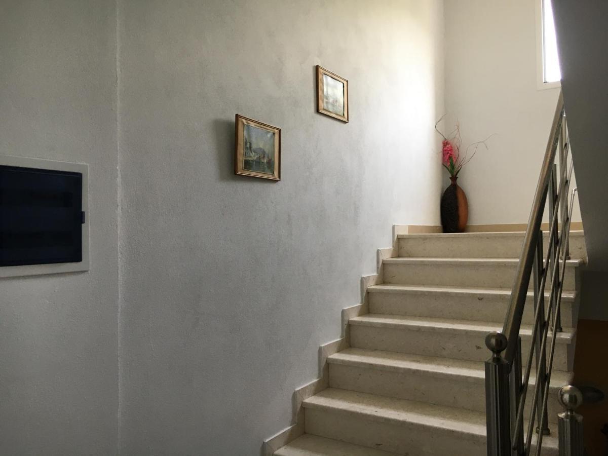 Villa Olivia Grove Himare Ngoại thất bức ảnh